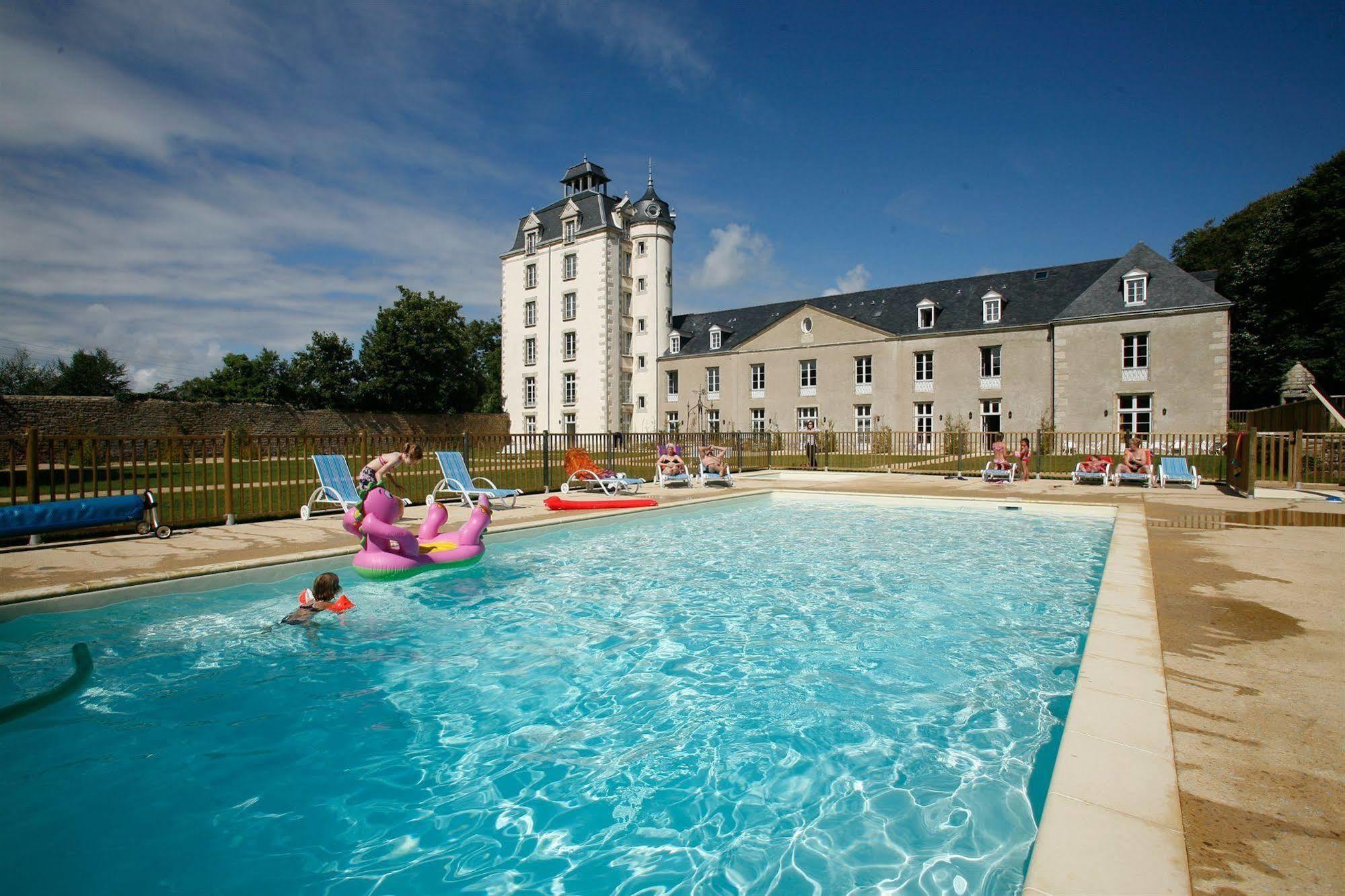 Residence Prestige Odalys Le Chateau De Keraveon Ердеван Екстер'єр фото