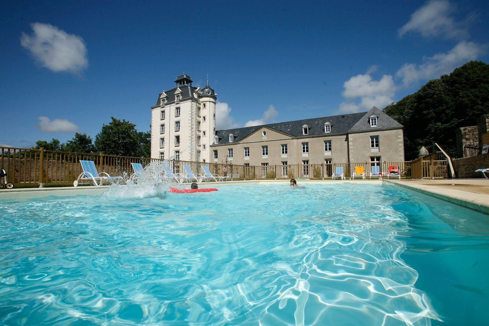 Residence Prestige Odalys Le Chateau De Keraveon Ердеван Екстер'єр фото